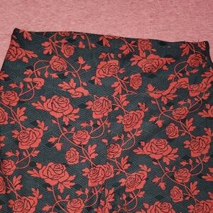 LuLaRoe Black and Red Floral Leggings